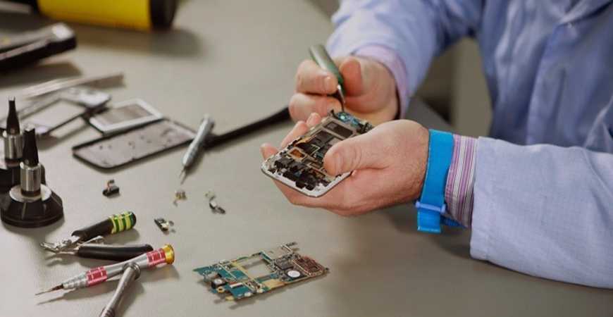 چطور در تعمیرات موبایل حرفه‌ای شویم؟